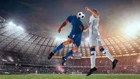 赵薇兄长难得现身，兄妹俩容貌酷似！财富丰厚却婚姻多舛！