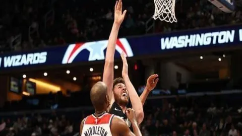 辽本豪取三连胜，三外援联手贡献65分击败四川男篮