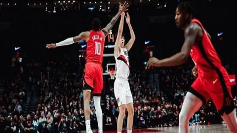 澳门国际系列赛移动日：瑞德、吴阿顺、白政恺同标准杆并列